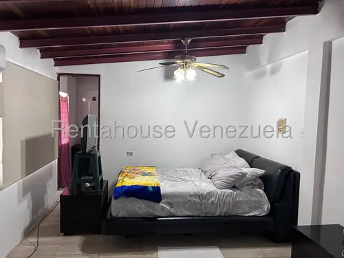 Casa En Venta Montalbán I