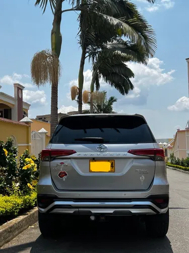 Toyota Fortuner At 4x2 Mod 2018 Versión 50 Años