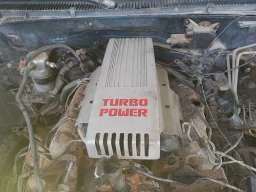 Motor 6.5 V8 Turbo Diesel, Câmbio Automático E 4x4.