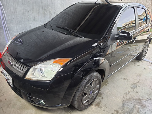 Imagem 8 de 11 de Ford Fiesta 2009 1.0 Flex 5p 71 Hp