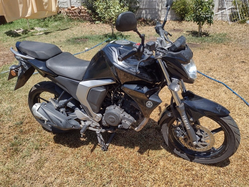Imagen 1 de 10 de Yamaha Fz Fi