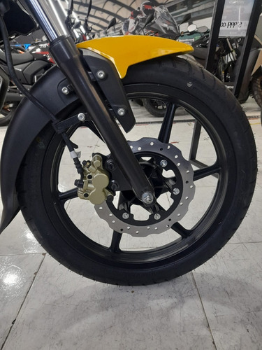 Imagen 9 de 16 de Tvs Raider 2024