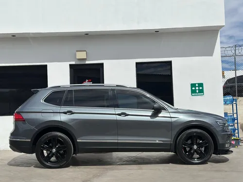 Volkswagen Tiguan 2.0 Highline At