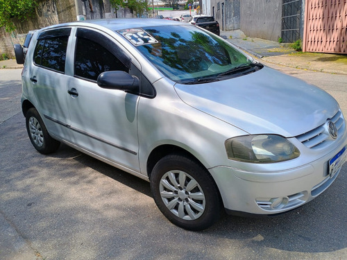 Volkswagen Fox 1.6 Plus Total Flex 5p