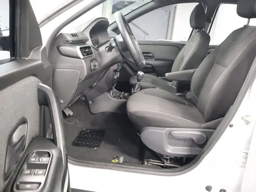 Renault Duster Oroch Zen Turbo Mecanico 2023
