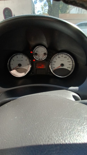 Peugeot 207 1.6 Xt