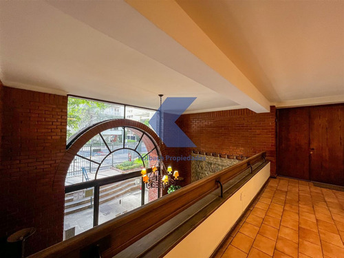 Departamento En Venta De 4 Dorm. En Las Condes