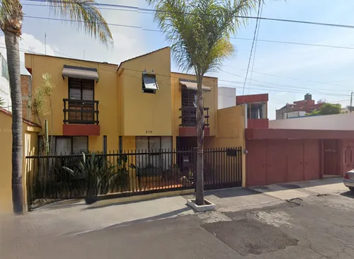 Casa Economica En Venta  Gran Oportunidad De Inversión - (remate)  Gob. Ing. Porfirio García De León 270, Nueva Chapultepec, 58280 Morelia, Mich.