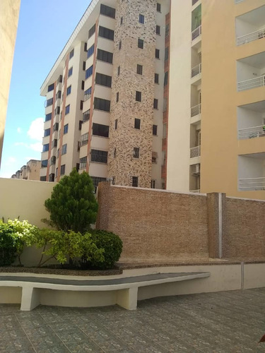 Imagen 2 de 14 de Apartamento En Av Fuerzas Aéreas 04128887550