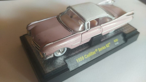 M2 Machines Auto-thentics  1959 Pink Cadillac Series 62