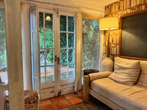 Hermoso Chalet En Pinares De 4 Dormitorios Con Piscina