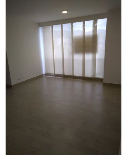 Se Arrienda Apto En El Poblado