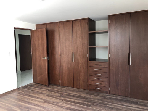 Imagen 9 de 21 de Venta De Casa En Luis Montes De Oca Ciudad Satelite