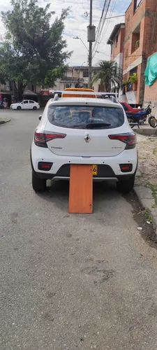 Renault Stepway 1.6 Intense Automática