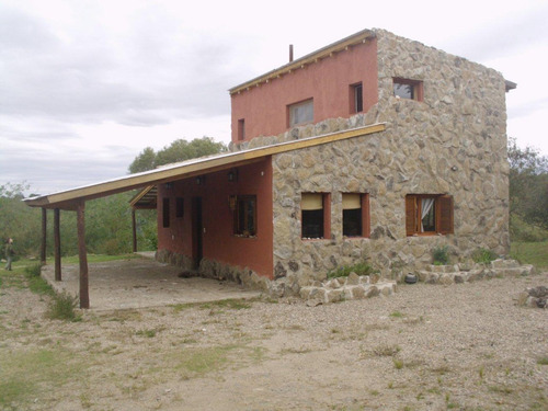 Casa Campestre Muy Amplia Y Cómoda Con 12.000m2 Propio Sen Villa General Belgrano, Se Puede Alquilar Con Opción A Compra.