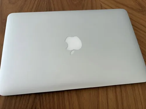 Macbook Air A1465 Intel Core I5 4 Gb 128gb Ssd - Super Novo