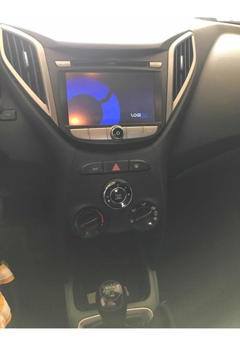Imagem 15 de 15 de Hyundai Hb20s 2014 1.6 Comfort Plus Flex 4p