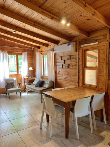 Encantadora Cabaña En Venta