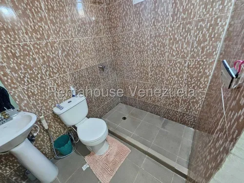 En Venta Comoda Casa En Coro