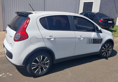 Fiat Palio 1.6 16v Sporting Flex 5p