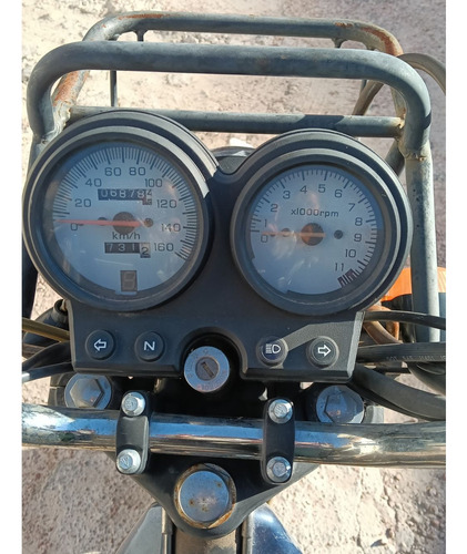 Yumbo Cargo 110 Triciclo