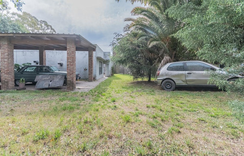 Imagen 14 de 30 de Lote De 559 M2 En Esquina Con Casa 4 Amb A Reciclar - Ituzaingó Sur