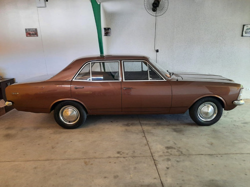 Imagem 3 de 8 de Chevrolet Opala 4 Portas 4cc 1975