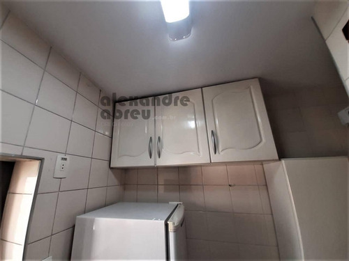 Imagem 10 de 15 de Apartamento De 1 Dormitório Todo Mobiliado Para Locação Em Moema - 641