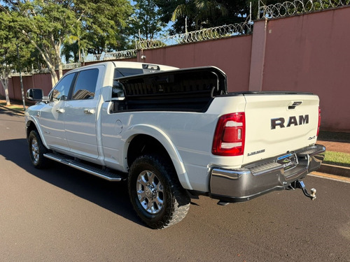 RAM Ram 3500 6.7 Laramie Cab. Dupla 4x4 Aut. 4p