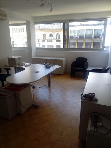 Venta Oficina O Vivienda Plaza Independencia Centro