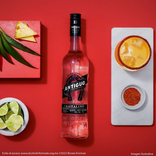 Tequila Antiguo Cristalino Con 4 Meses De Reposo 700 Ml