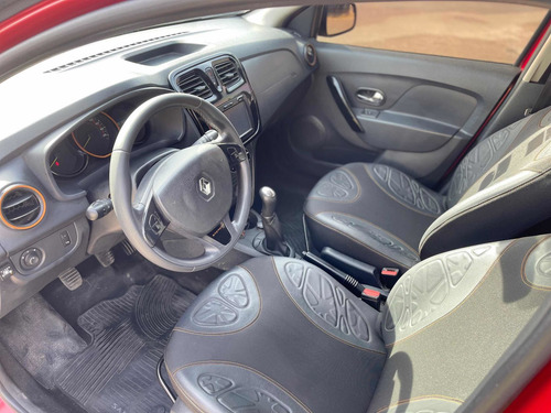 Imagen 3 de 6 de Renault Sandero Stepway 2018 1.6 Privilege 105cv