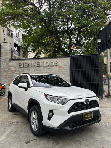 Toyota Rav4 Xle 2019 Blanco