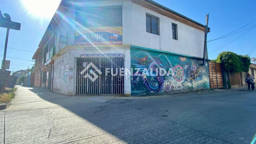 Venta Casa Esquina De 2 Pisos Y Mini Dpto En Cerro Navia