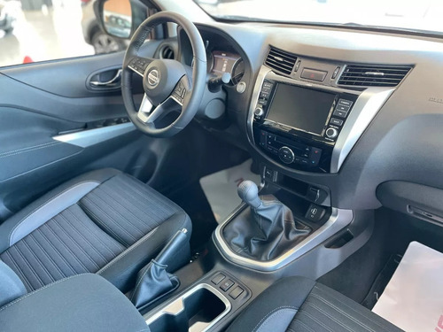 Nissan Frontier 2.3t Xe 4x2 Mt L22