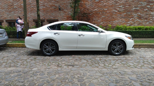 Imagen 3 de 15 de Nissan Altima 2018 - Hq4hys