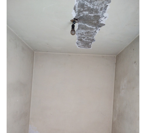 Casa Amplia Y Terreno Adicional Con Gran Ubicación En Puebla