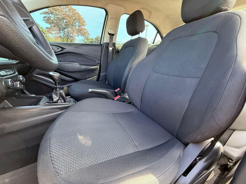 Chevrolet Onix 1.0MT LT