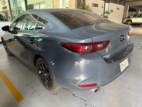 Mazda 3 2023 Signature Credito