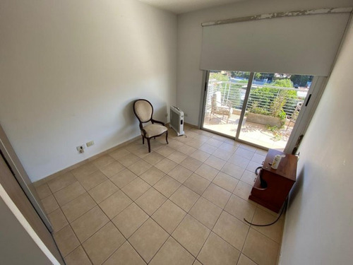 Imagen 5 de 10 de Inmejorable Departmaento 3 Ambientes Con Dos Cocheras