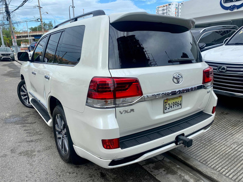Imagen 3 de 15 de Toyota Land Cruiser Xv Americano