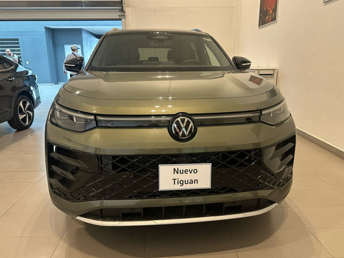 Volkswagen Tiguan 1.4 Tsi R-Line Dsg7