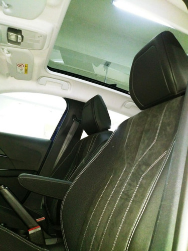 Peugeot 208 Allure Tiptronic 2021