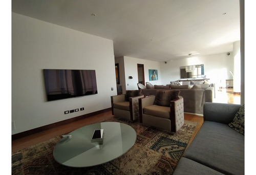 Venta - Arriendo Apartamento Sotileza 304 M2, Terraza Y Balcón, 4 Parqueaderos, Club House