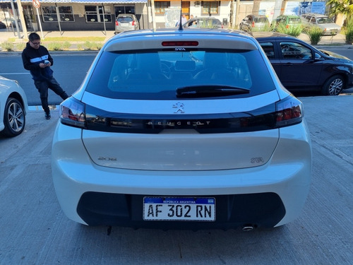 Imagen 5 de 10 de Peugeot 208 Allure Triptronic