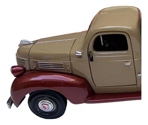 Camioneta Plymouth 1941 ,grua , Auxilio , Escala 1/24