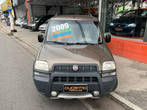 Fiat Doblo 1.8 Adventure Locker Flex 5p 2009 6 Lugares