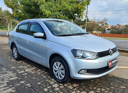 Volkswagen Voyage 1.0 Trend Tec Total Flex 4p