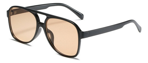 Gafas de sol de montura grande con montura simple negra y lente marrón claro