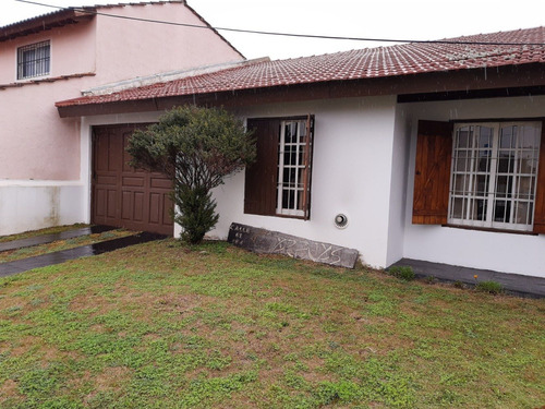 Imagen 3 de 14 de Gran Casa En Mar Del Tuyú A 1 Cuadra Del Mar